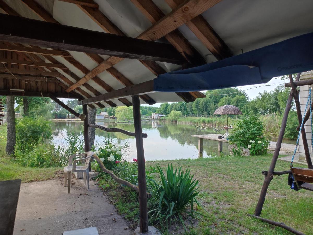 Agrowczasy Nad Stawem Villa Gartatowice Buitenkant foto