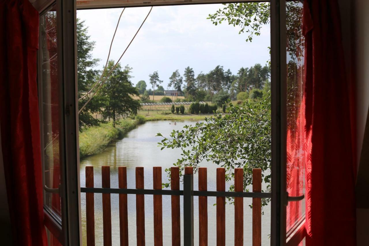 Agrowczasy Nad Stawem Villa Gartatowice Buitenkant foto